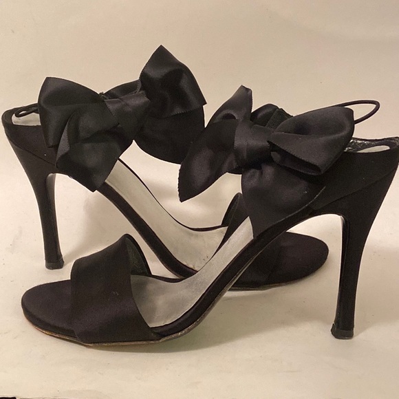 Stuart Weitzman - Black Satin Strappy High Heel Sandals Satin Bow Accent Sz 9.5M - Picture 2 of 12